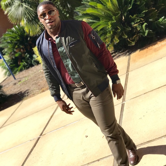 Meet your Posher, Larry - Picture 4 of 6